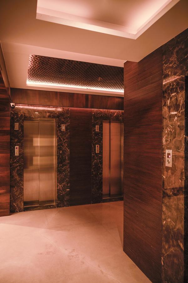 The Atithi Niwas Hotel Indore Esterno foto