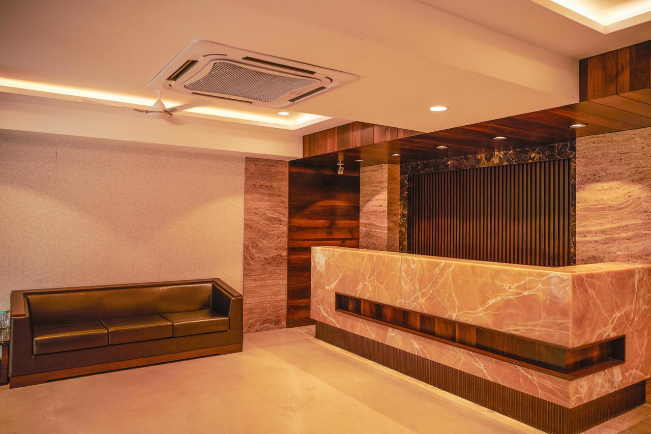 The Atithi Niwas Hotel Indore Esterno foto