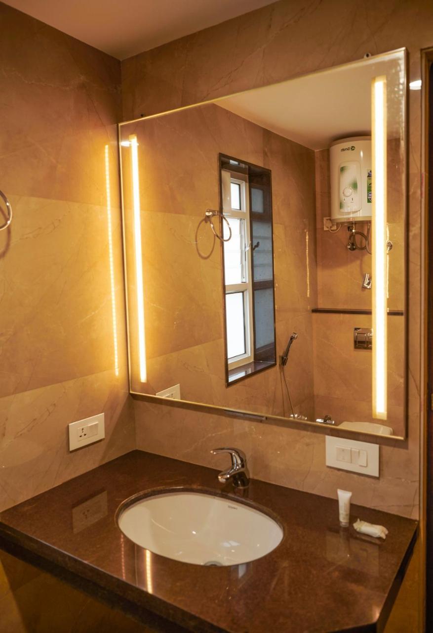 The Atithi Niwas Hotel Indore Esterno foto